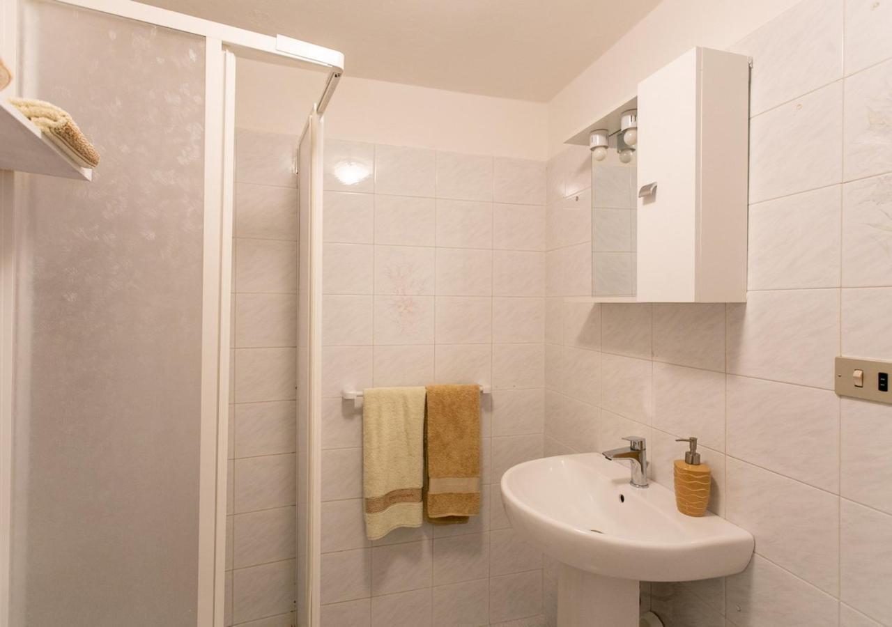 Апартаменты B-House Порто Санто Стефано Экстерьер фото
